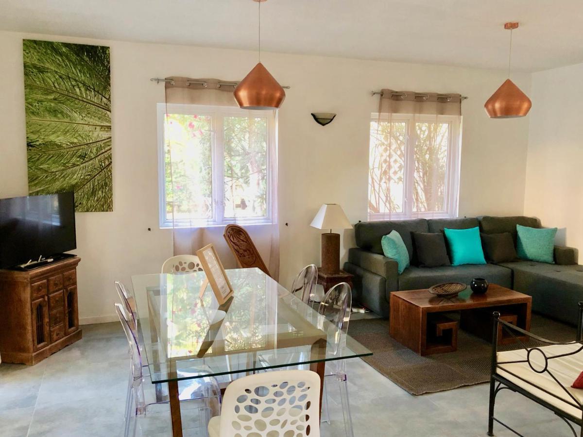 Le Frangipanier - Beachfront Villa in a beautiful&secured complex Flic-en-Flacq Extérieur photo